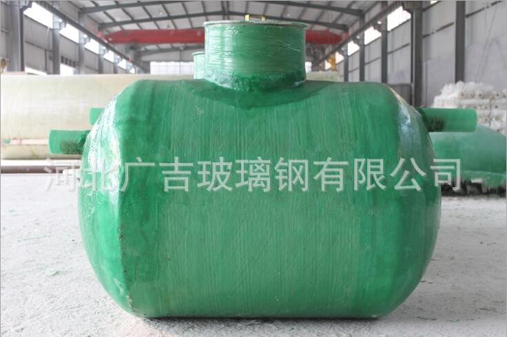 1463478730447363.jpg 玻璃鋼儲罐2.jpg